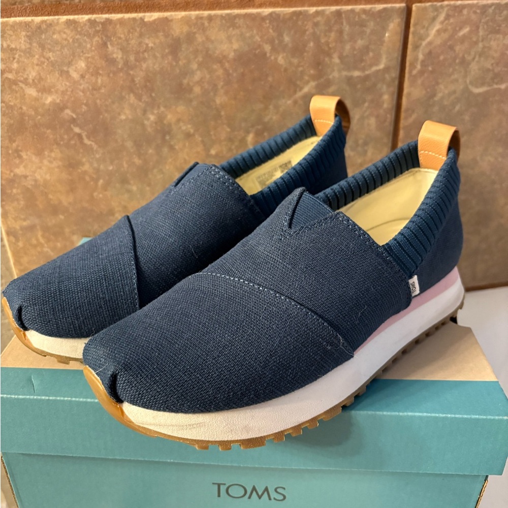 TOMS Womens Navy Blue Shoes Alpargata Resident 2.0 sz 7 like new!